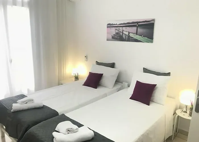 דירה Beautiful Center Flat עיר רודוס